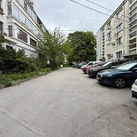 Smile Old With Free Parking And Sea View Apartment *