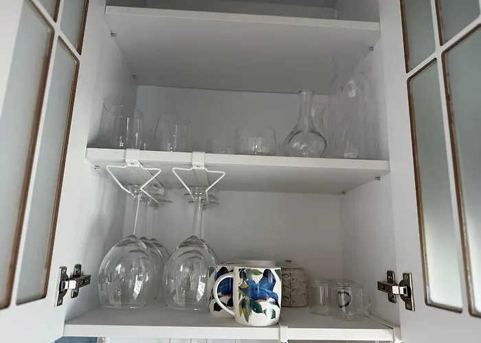 Smile Old With Free Parking And Sea View