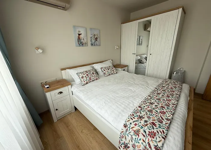 Smile Old With Free Parking And Sea View Appartamento *