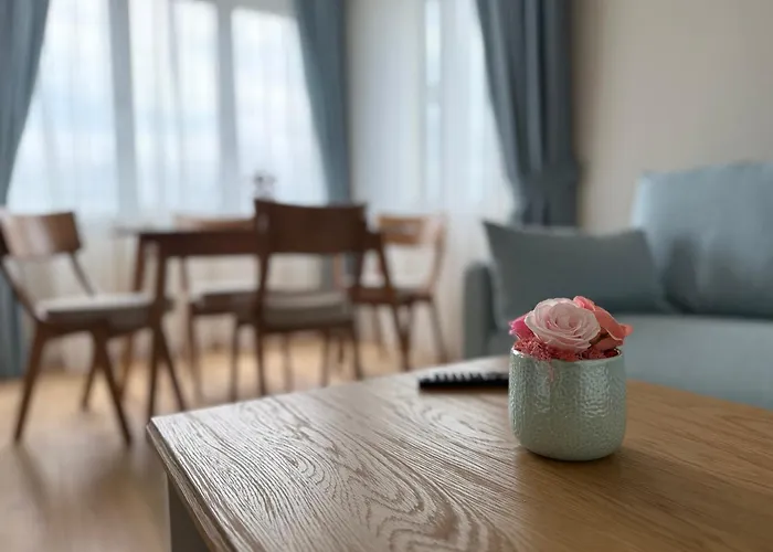 Smile Old With Free Parking And Sea View Varna