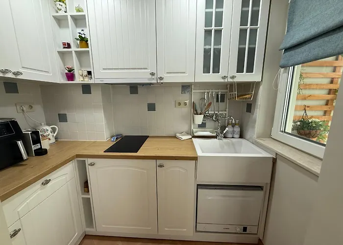 Smile Old With Free Parking And Sea View *