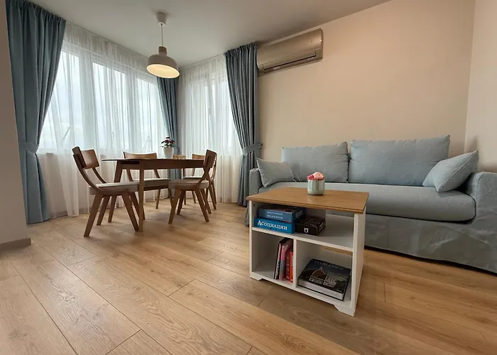 Smile Old With Free Parking And Sea View Appartamento