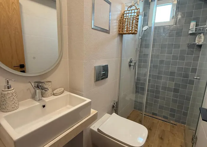 Smile Old With Free Parking And Sea View Appartamento Varna