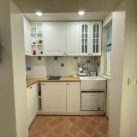 Smile Old With Free Parking And Sea View Varna