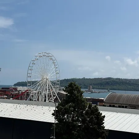 Smile Old With Free Parking And Sea View Appartement