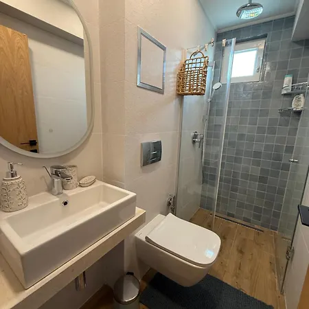 Smile Old With Free Parking And Sea View Appartement Varna