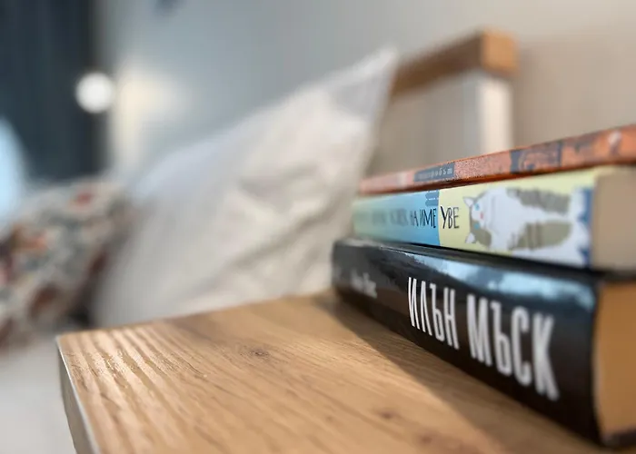 Smile Old With Free Parking And Sea View Апартаменты