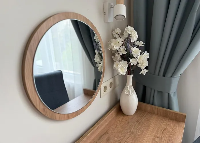 Smile Old With Free Parking And Sea View Варна