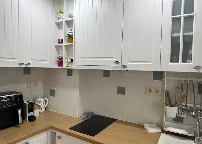 Smile Old With Free Parking And Sea View * Варна